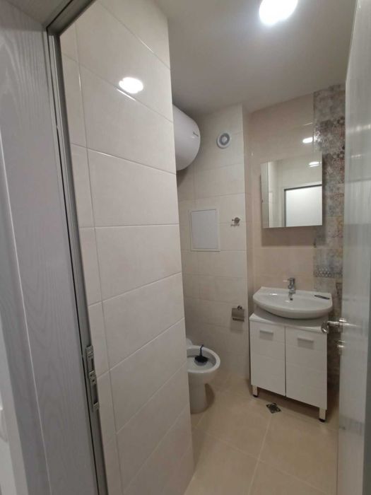 Двустаен нов апартамент Връбница 1, до Бели Дунав, паркомясто