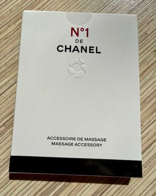 N°1  de Chanel massage accessory