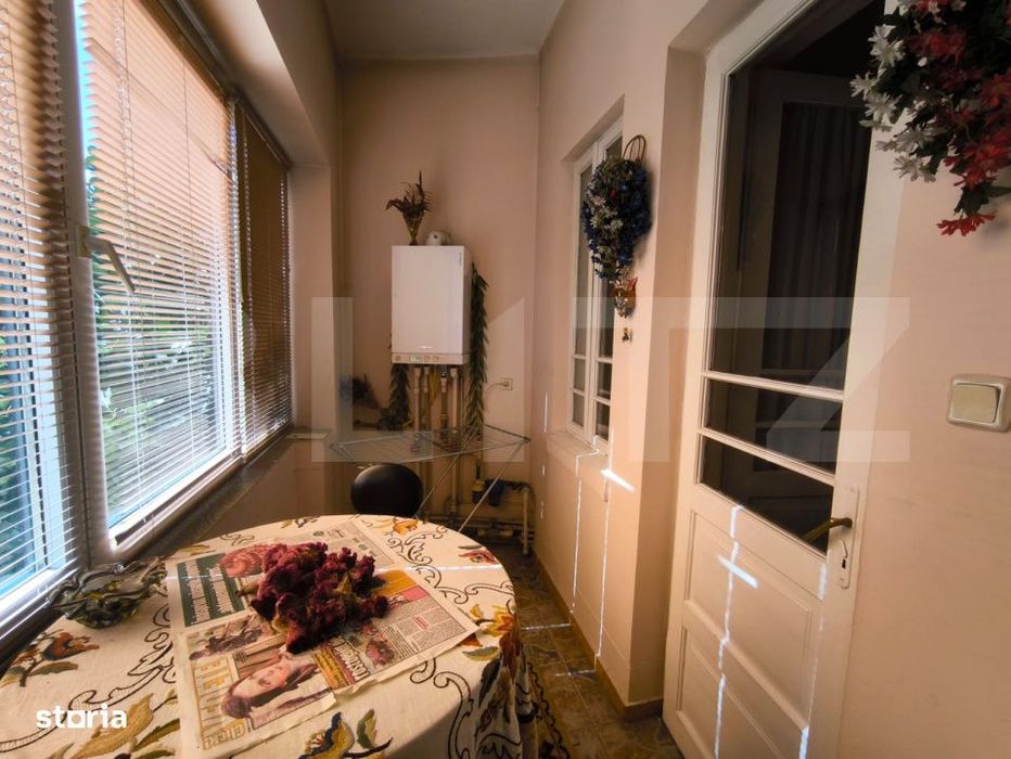 Casa 9 camere, 200 mp utili, zona Bd. Titulescu