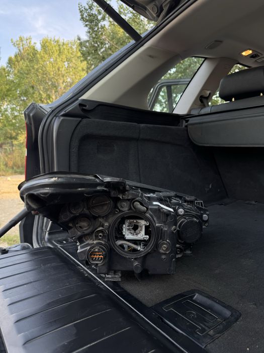 Far stânga Hyundai Santa Fe III DM Xenon 2012-2015