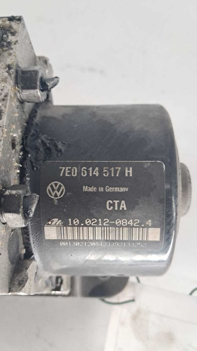Vand pompa ABS Vw T5 2.0TDI  motor CAAC an 2013 cod 7E0907379K / 7E0614517H