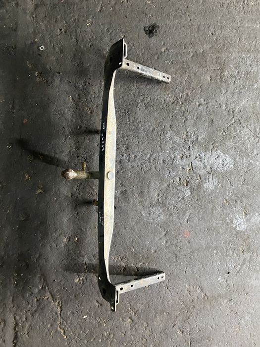 Фаркоп на ауди с4