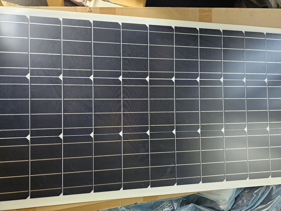 Fotovoltaic panu solar monocristalin 100w flexibil