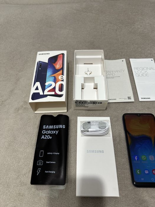Telefon Samsung A20e 2020,albastru,32 GB, perfect funcțional+accesorii