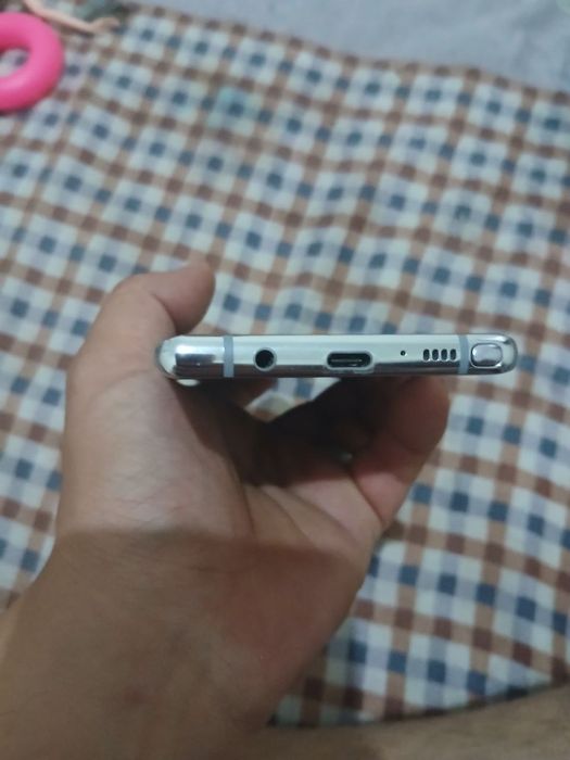 Samsung note 8 arzonga