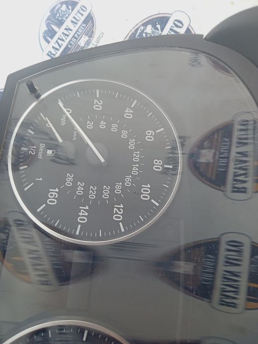 ceasuri bord uk  bmw e90 2008