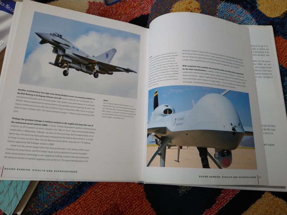 Coffee table book - AVIATORS- a history in photographs : the times