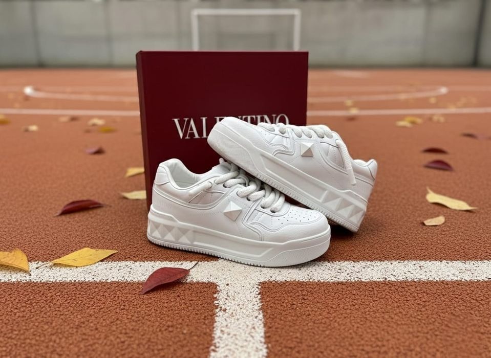 Adidasi Valentino Garavani Alb