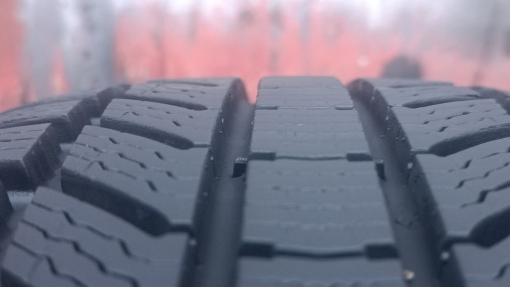 225/65/17 Continental Дот 2623