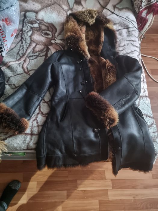 Продам две дублёнки женские оригинал