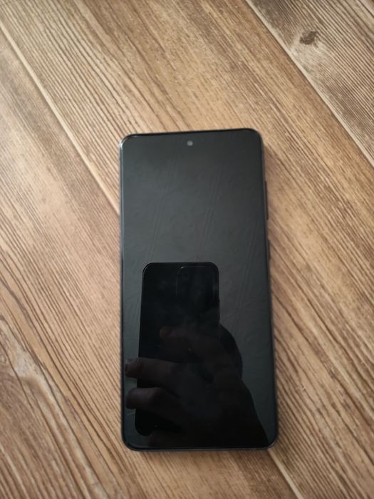 Продам Samsung S21 Fe