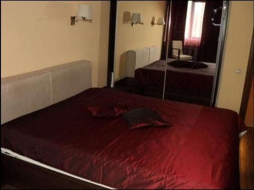 Дава се под наем Тристаен апартамент в София, Витоша - 120 кв.м за 850 € - Снимка #1