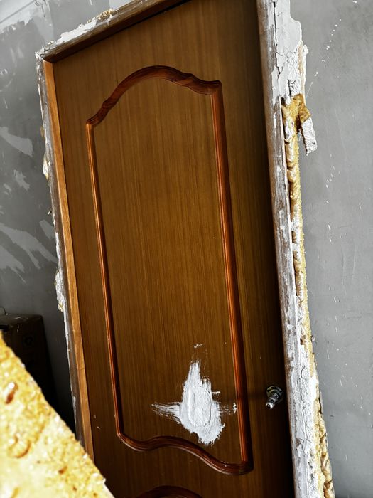 Деревянные двери