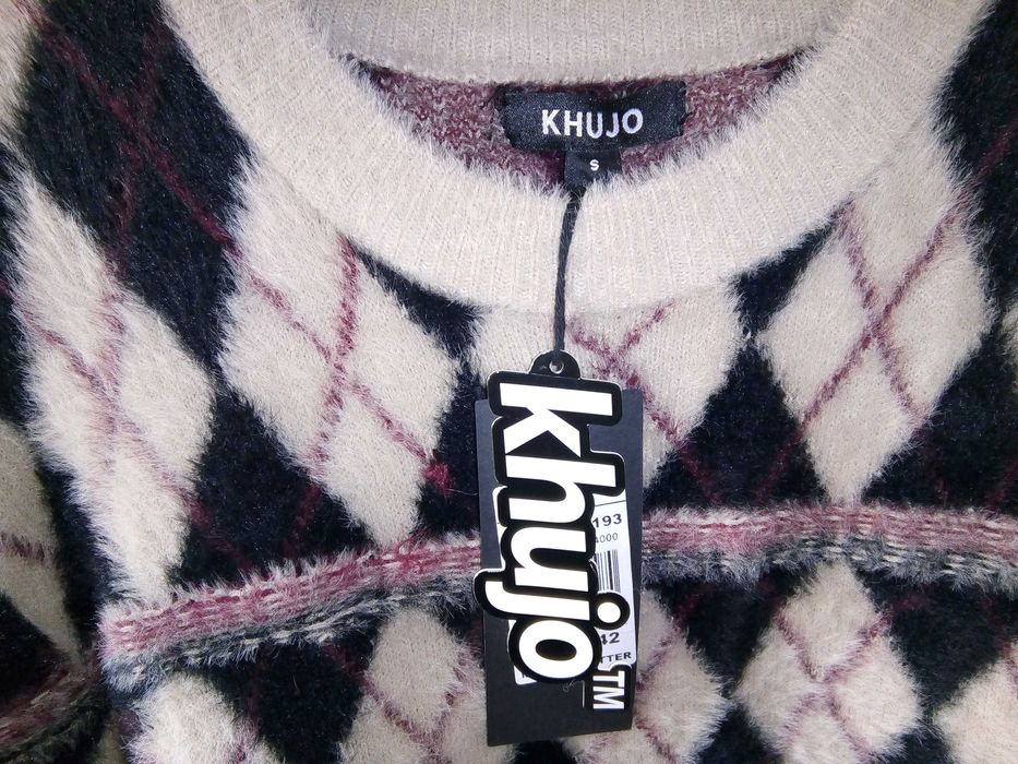 Пухкав пуловер Khujo размер S - чисто нов