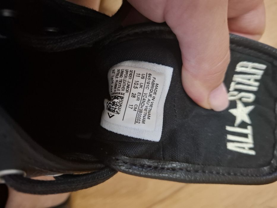 Converse piele mărime 28