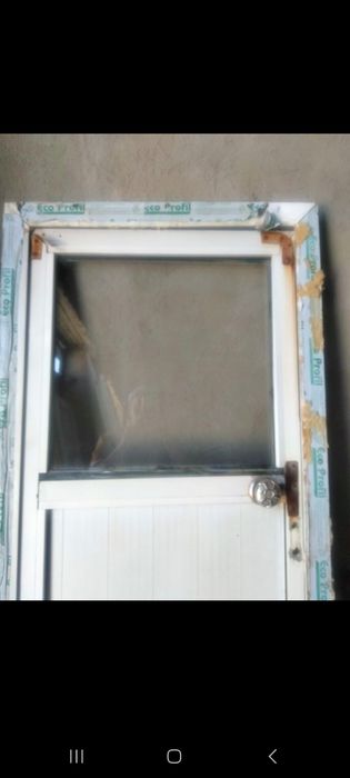 Двери пластиковые и из альюминия пластикалық есіктер