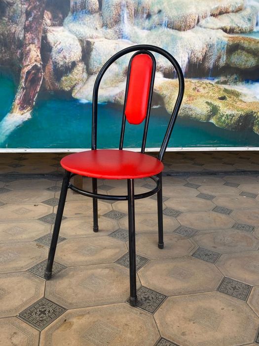 Продам стулья в хорошем состаянии