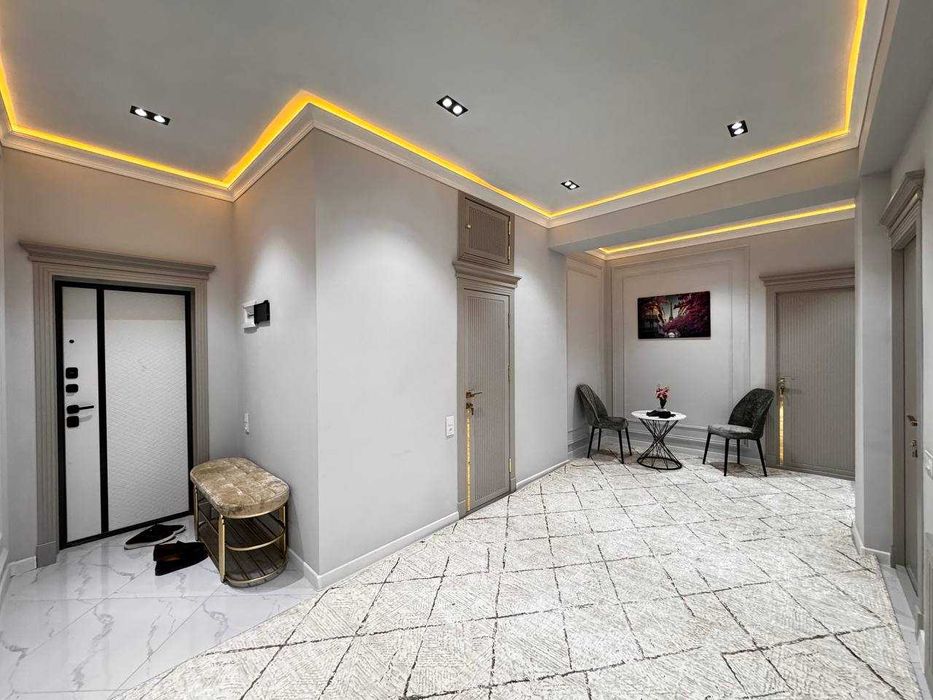 3х комнатная квартира на 2 этаже 83кв/м, в Самарканде