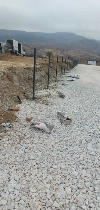 Оградни пана и врати тип щора/Монтаж на термопанел