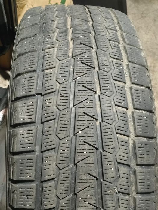 Продам шины 285/60R18