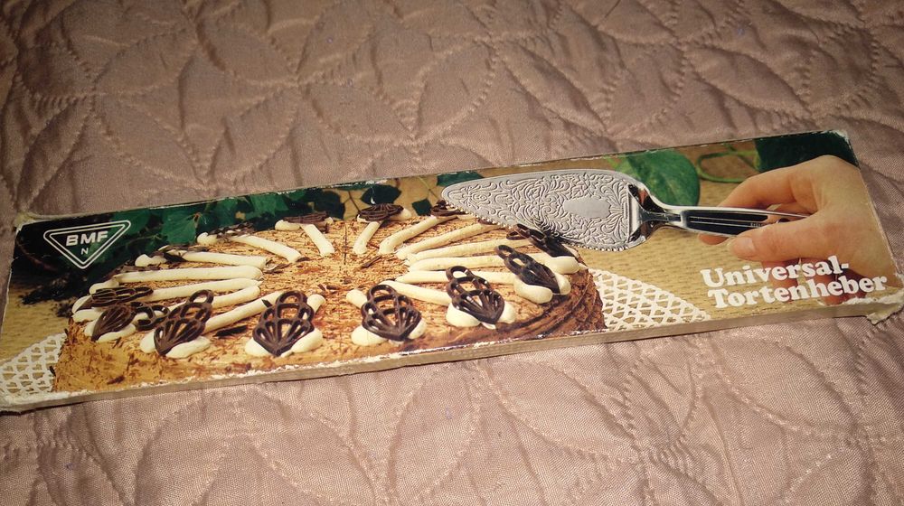 Луксозна лъжица за сервиране на торта