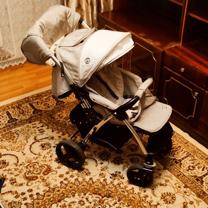 Коляска monzo в хорошем состоянии