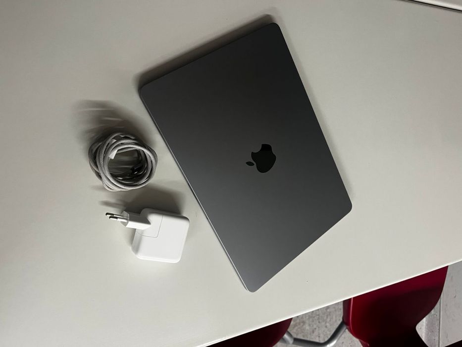 Macbook air m2 2022