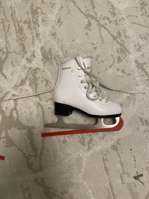 фигурные  детские коньки