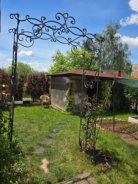 Арка .Красота за вашата градина