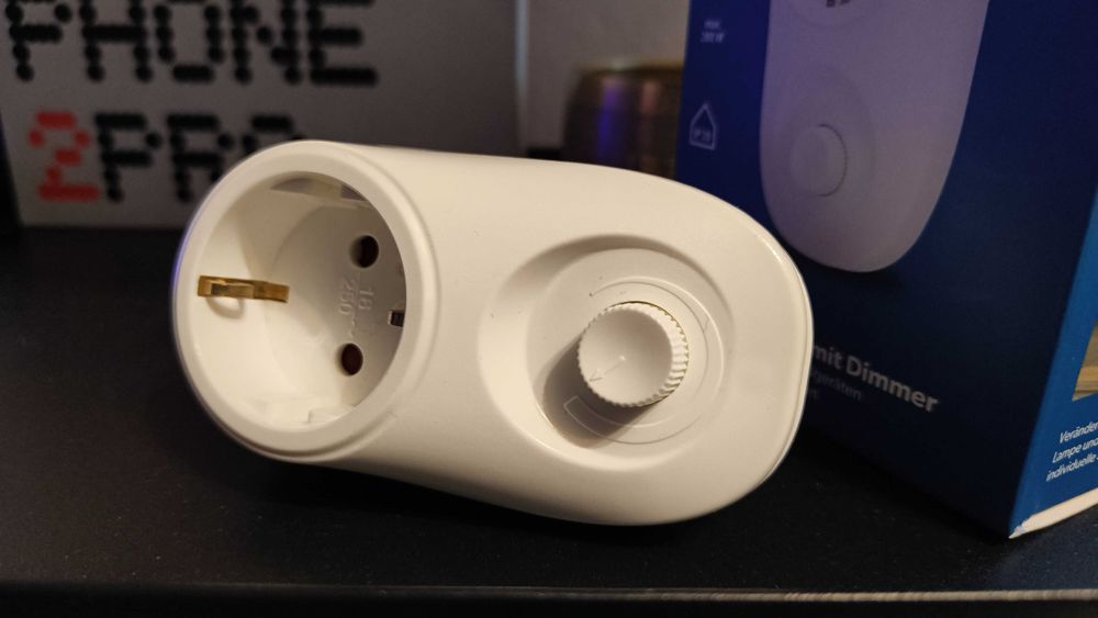 Dimmer / Variator de lumină pentru priză UNITEC (Max 280W)