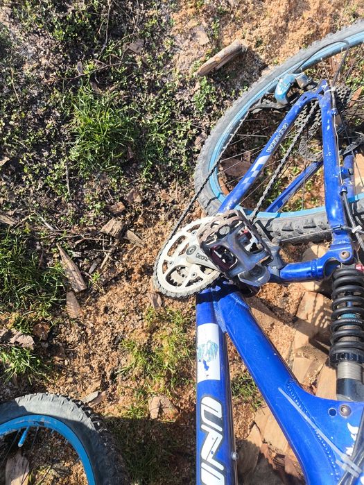 Vând bicicletă univega950 preț negociabil