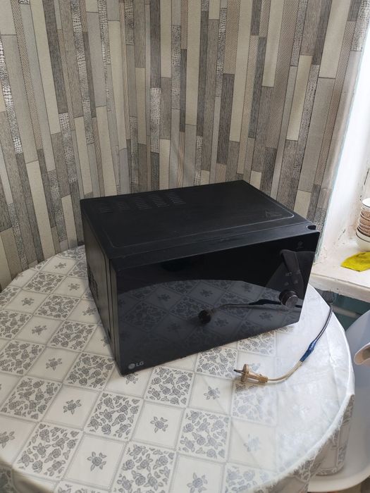 Продам микроволновку, духовку