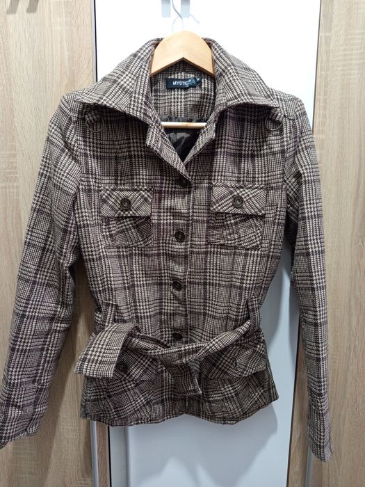 Дамски якета в отлично състояние