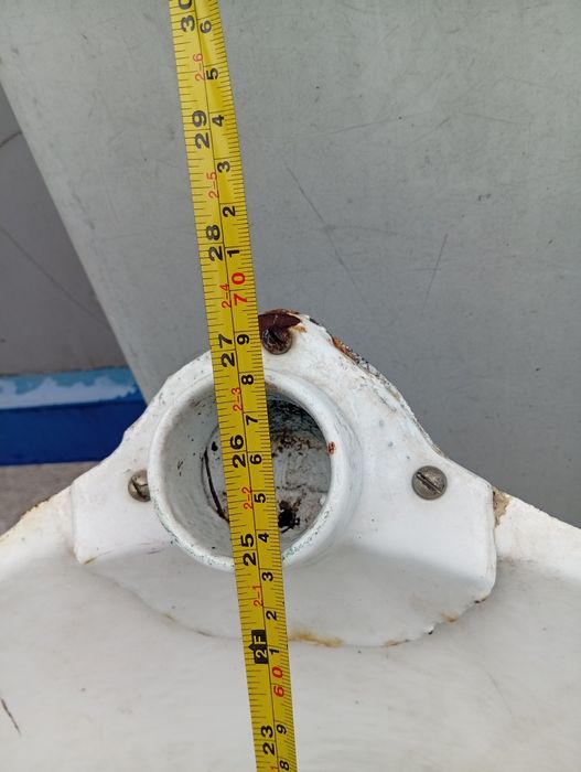 Клекало чогун, емаил