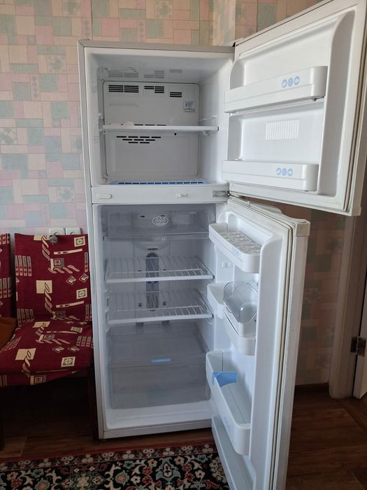Продам холодильник.
