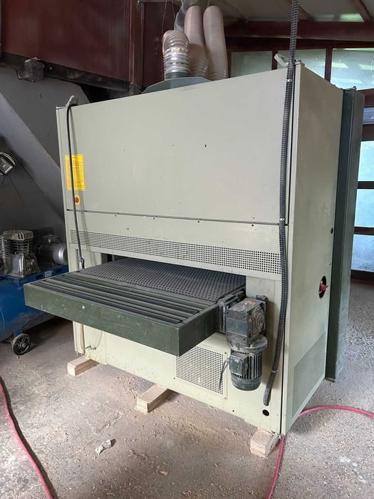 Masina de calibrat lemn