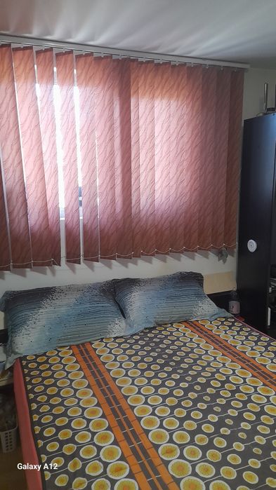 Casă la țară, condiții de bloc, de închiriat