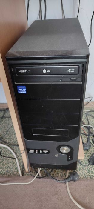 Промоция 400лв.Комплект компютър монитор клавиатура и мишка