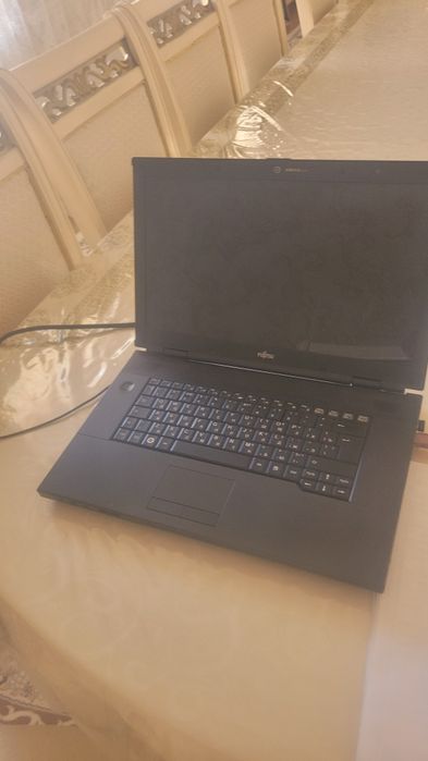 Продам ноутбук с принтерам обо отличном состаяние