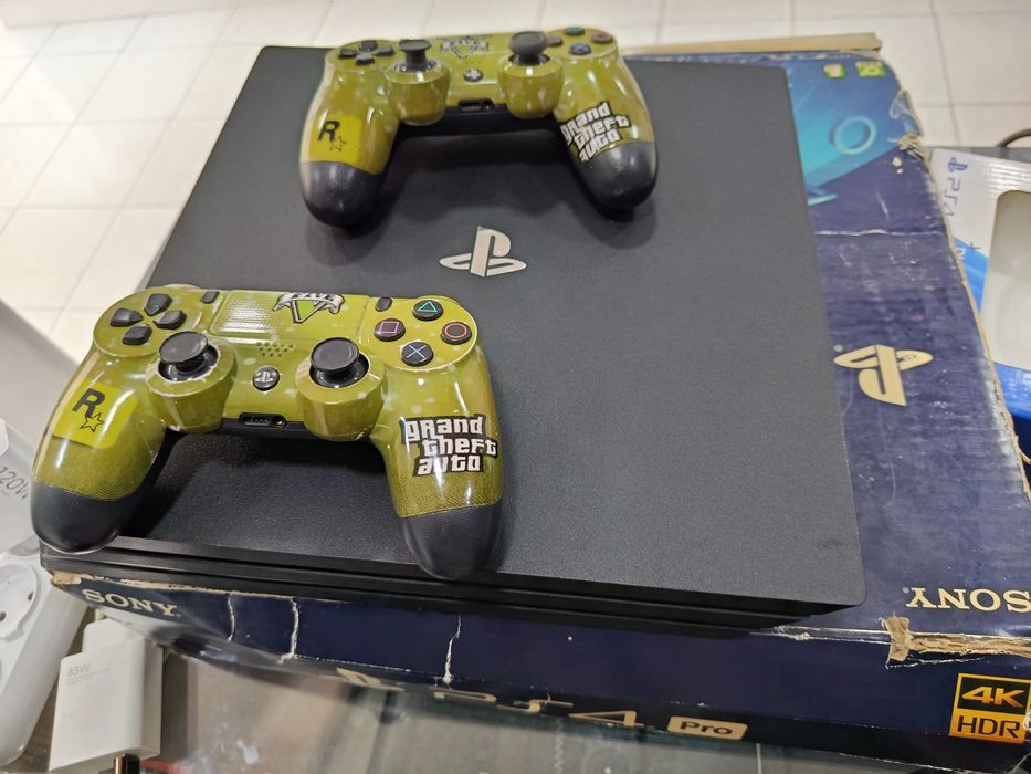 Playstation 4 pro 1tb ideal