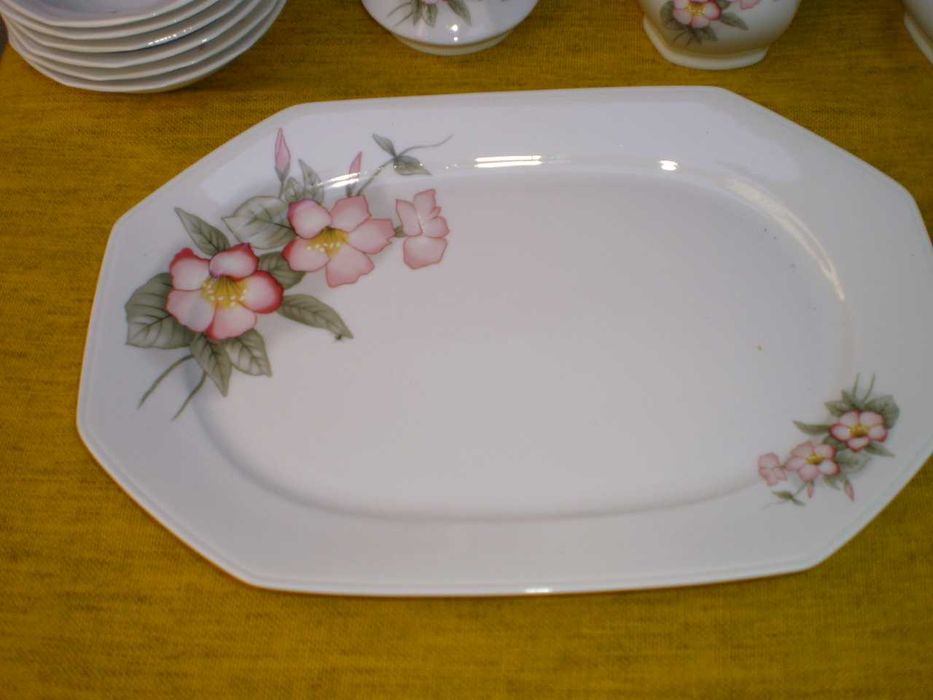 Set de mic dejun pentru terasa din gradina