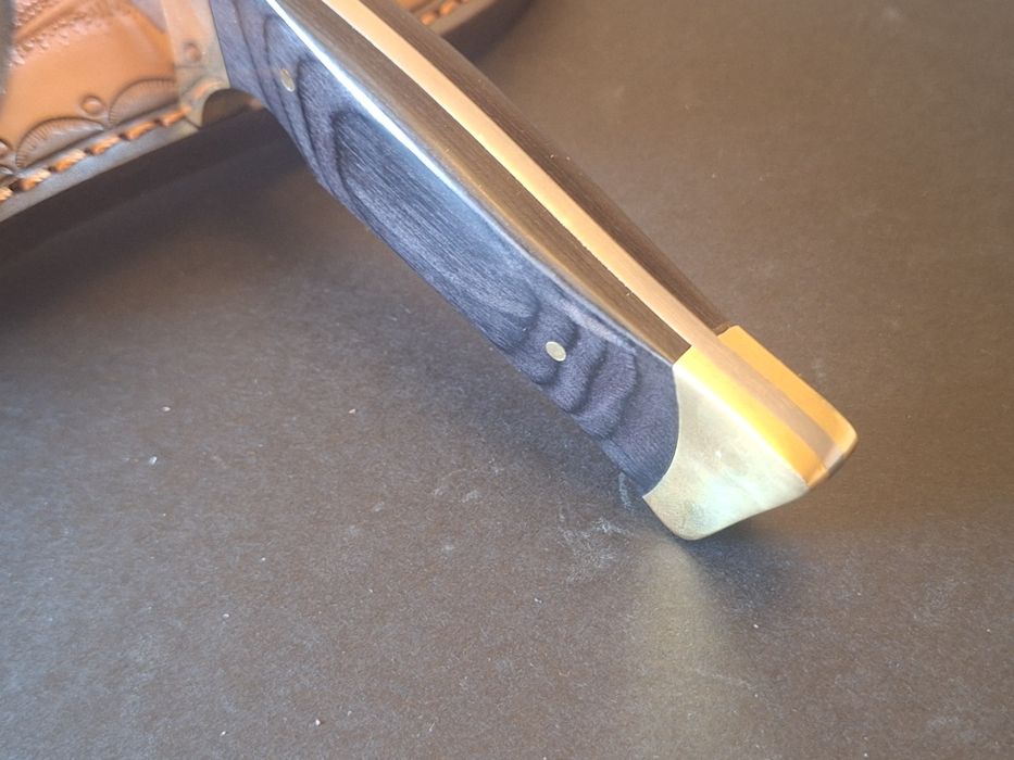 Ловен нож-стомана М390