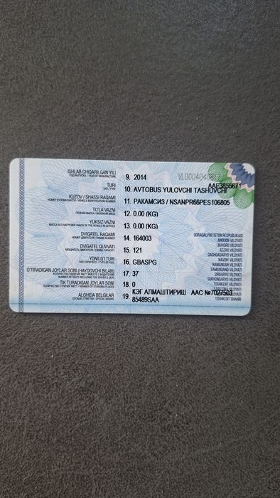 AVTOBUS  ISUZU NP37 сотилади