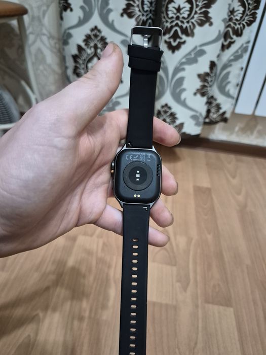 Продам смарт часы hoco y33