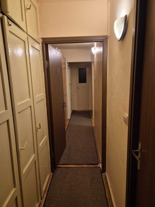 Apartament 3 camere  de vânzare