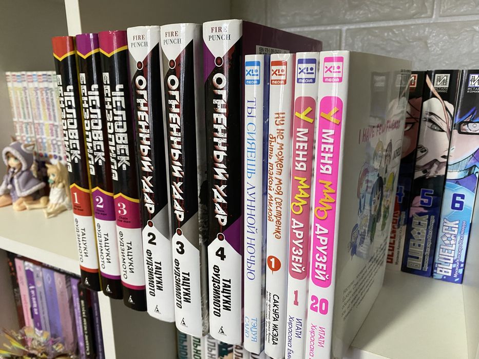 Продам мангу комплектом