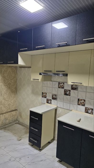 Toshken shahar bektemir 2 sotix 6 xona