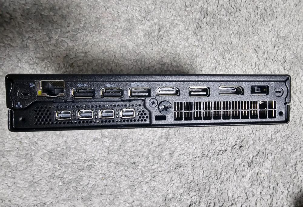 Lenovo Workstation P3 i9 13900T 64GB DDR5 Placă video T1000 8GB