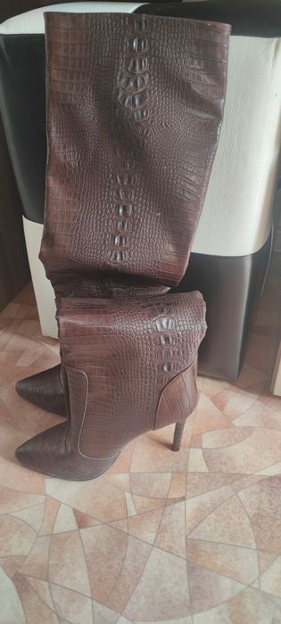 Продам сапоги демисезонные.