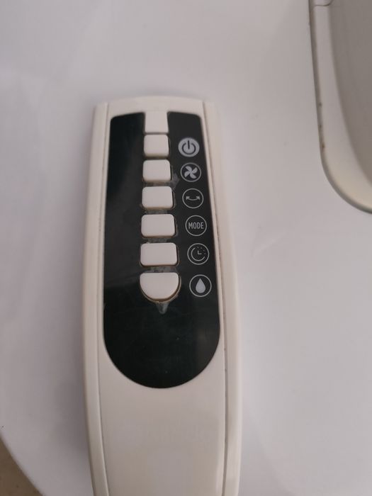 Ventilator rotativ cu apă și telecomandă